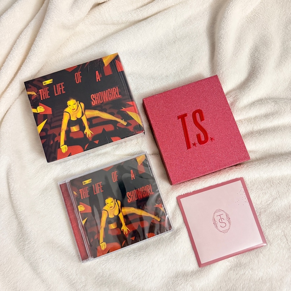 Taylor Swift - The Life of a Showgirl: It’s Frightening Edition Deluxe CD